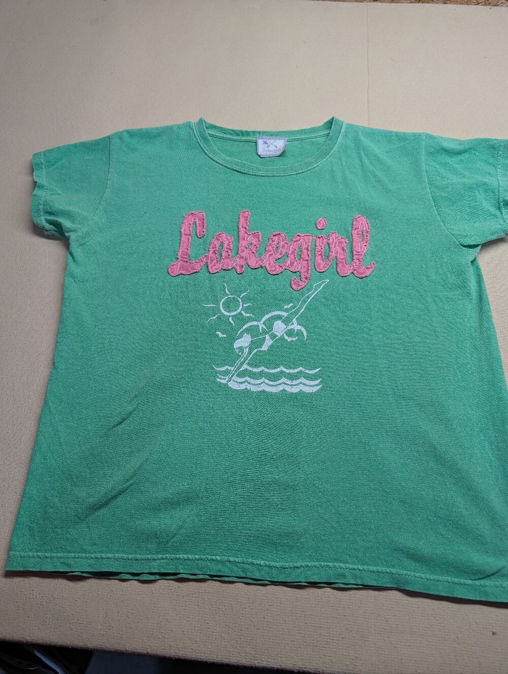 Lakegirl Girl's Size M Green Graphic Tee - Pink Logo Textured Fabric Sewn